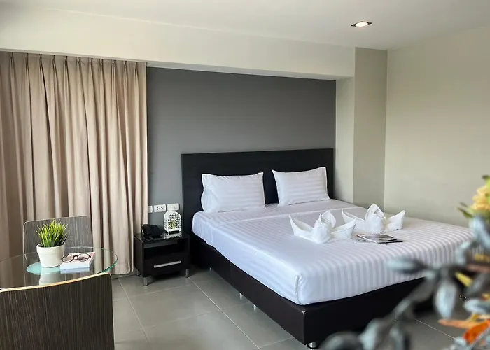 Hotel 14 Living 3*