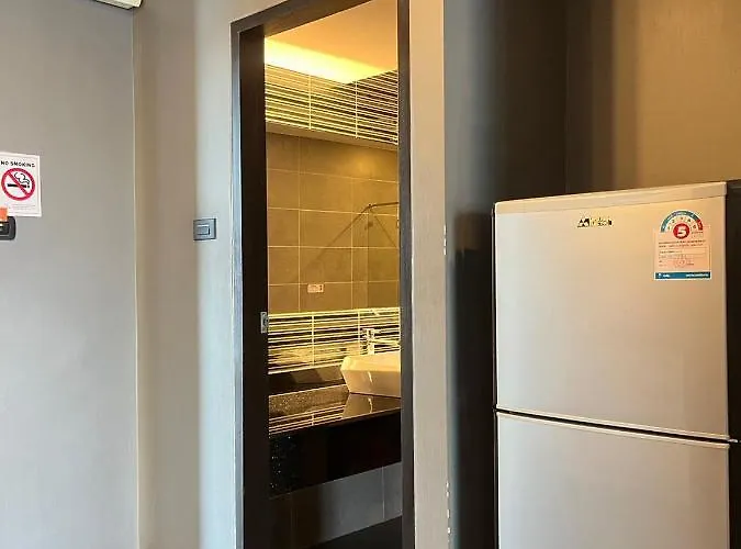 فندق 14 Living 3*