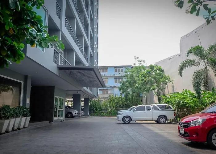 14 Living Hotel