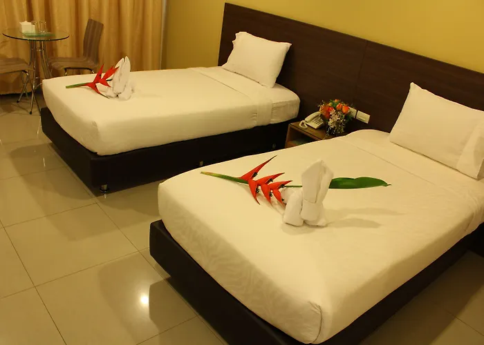 14 Living Hotel 3*