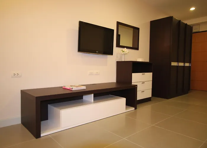 فندق 14 Living 3*