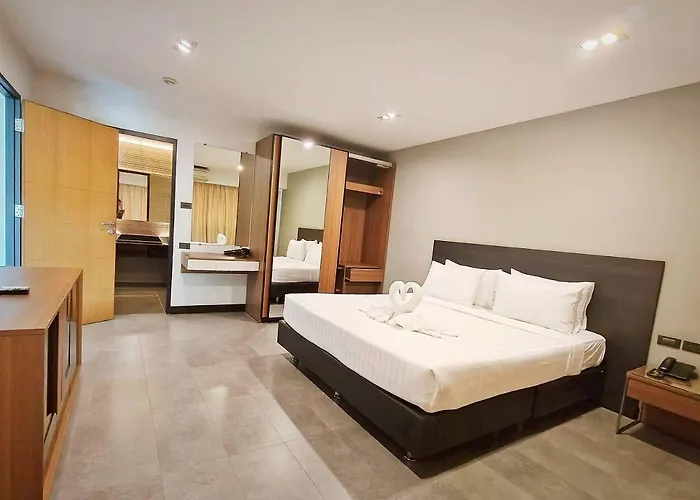 14 Living 3* بانكوك